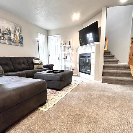 The Getaway Se Boise Condo Across The Street From Greenbelt, Bown Crossing And Boise River 3Bd 3Bath, 4 Beds! Lovely, Homey, Dining Table Seats 6 Eksteriør bilde